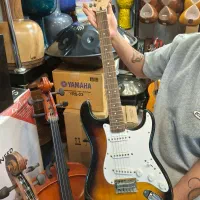 اموزش گیتار ،اواز، ترانه نویسی (پاپ)