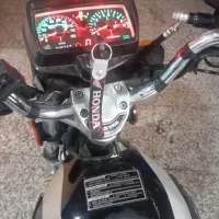 هندا ۲۰۰ نکیتاز