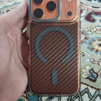 17 pro لاکاغذی