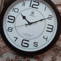 ساعت دیواری