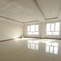 ۱۲۹ متر* سه خواب* فول نوسازی* نور مستقیم جنوب
