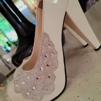 کفش پاشنه بلندسفید