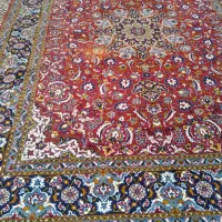 فرش 6 متری ماشینی خوش نفشه زمینه لاکی، کارکرده،