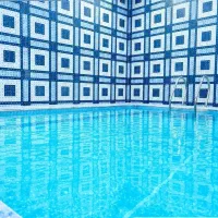 آبدرمانی/بدنسازی در آب / یوگا در آب/ شنا/ بدنسازی