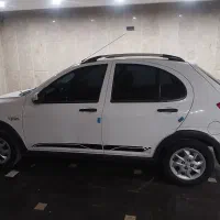 کوییک RS سفید مشکی مدل 1403