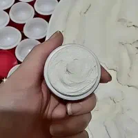 کرم صورت اصل و کرم دست پا اصل فقط ۳شب