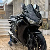 cbr1000|موتورسیکلت|شیراز, زرهی|دیوار