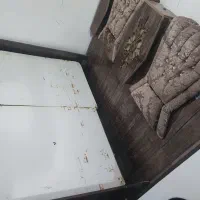 تخت دونفره به همراه دو عدد گل میز