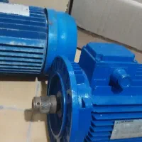 پمپ دینام لاوارا ایتالیایی اصل سه فاز