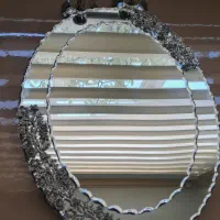 آیینه و شمعدان سیاه قلم