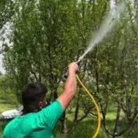 سمپاشی و باغبانی