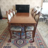 میز ناهار خوری با ۶ عدد صندلی