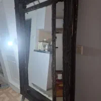 اینه و میز