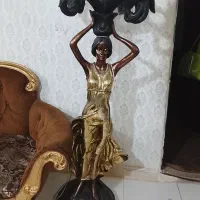 آباژور بانو شیک پنج شعله