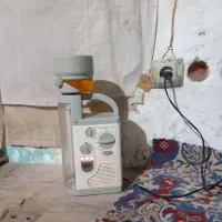 چراغ رادیو دار قدیمی مجهز به فلاشر