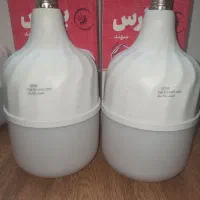 ده عدد لامپ 60