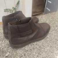 یک جفت نیم بوت چرم نمره 40
