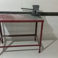 گیره صنعتی رومیزی با میز