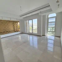 ۷۰ متر موقعیت اداری چسبیده به مترو شریعتی