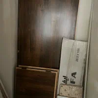 در کمد دیواری