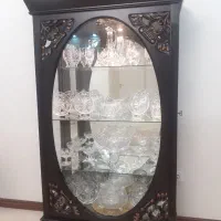بوفه پایه دار رنگ قهوه ایی تیره