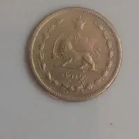 سکه و پلاک قدیمی