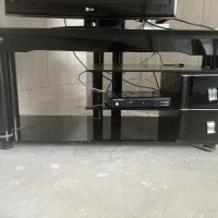 میز تلویزیون شیشه ای