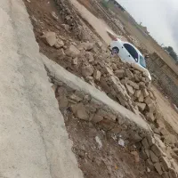 فروش فوری زمین ۱۰۰متری بین کانتکس وقلعه