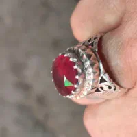 انگشتر یاقوت