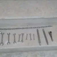 دوچرخه ودستکش چرمی کارکرد آچارنو.