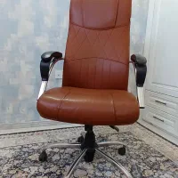 صندلی مدیریتی آرکانو D550A