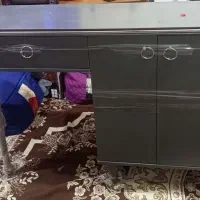 میزآرایش همراه با پاف
