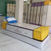 روزهای جمعه هم هستیم/تشک تختخواب/ ر و یا ل