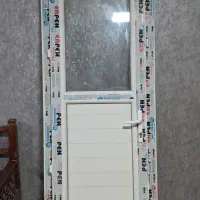 درب upvc شیشه دوجداره