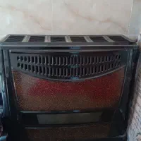 بخاری گازی و یک عدد بخاری رو میزی نو