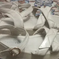 صندل کرم رنگ دخترانه