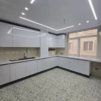 اپارتمان۱۱۰ متری ۲خوابه/ ابتدای بلوار ارم* باغ سیب