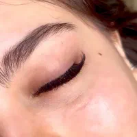 آموزش و خدمات مژه