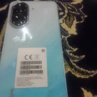 یک گوشی فروخته میشه