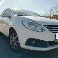 جک j4 مدل۱۴۰۲ (فروش فوری) کارشناسی با خریدارمحترم