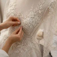 انجام کار دست لباس عروس ، مجلسی و همکاری با مزون