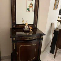 اینه و کنسول