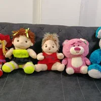 تعدادی عروسک در حد نو
