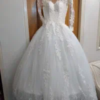 لباس عروس در حد نو