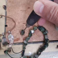 سوراخ کردن سنگ