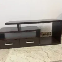 میز تلویزیون در حد نو