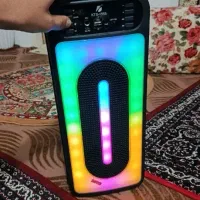 اسپیکر قوی و دارای رقص نو