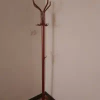 چوب لباسی ایستاده