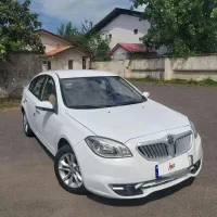 برلیانس ۳۳۰ بدون رنگ
