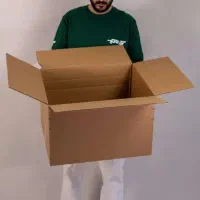 خریدار کارتن بزرگ